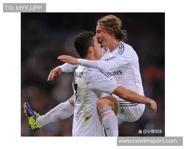 拉莫斯点赞引热议莫德里奇与拉莫斯或将在米兰重聚的可能性分析