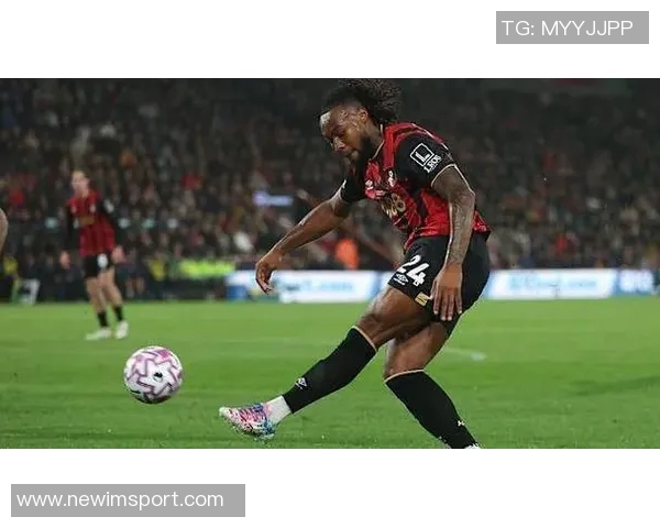 塞梅尼奥转会悬念加剧利物浦热刺曼城曼联均表现出浓厚兴趣 塞梅尼奥转会悬念加剧利物浦热刺曼城曼联均表现出浓厚兴趣