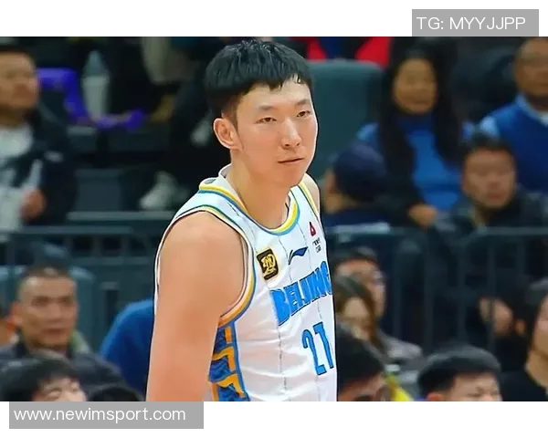 周琦上半场表现抢眼三投全中贡献6分2篮板2助攻并送出3记大帽