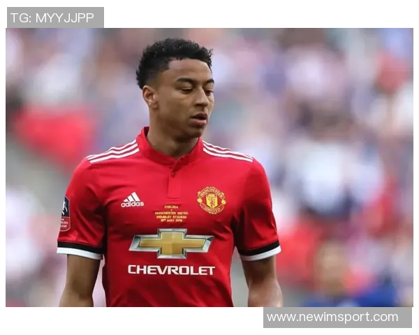 上海球迷酒店守候林加德成功获得全套签名留念