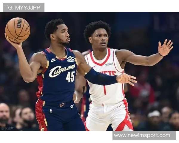 米切尔状态低迷20投仅中6末节发力独得10分难救主