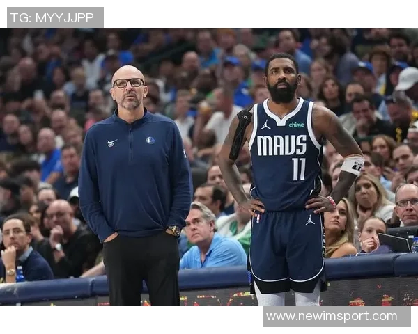 美记报道欧文与独行侠有意续约但球队表现不佳前景未卜 美记报道欧文与独行侠有意续约但球队表现不佳前景未卜